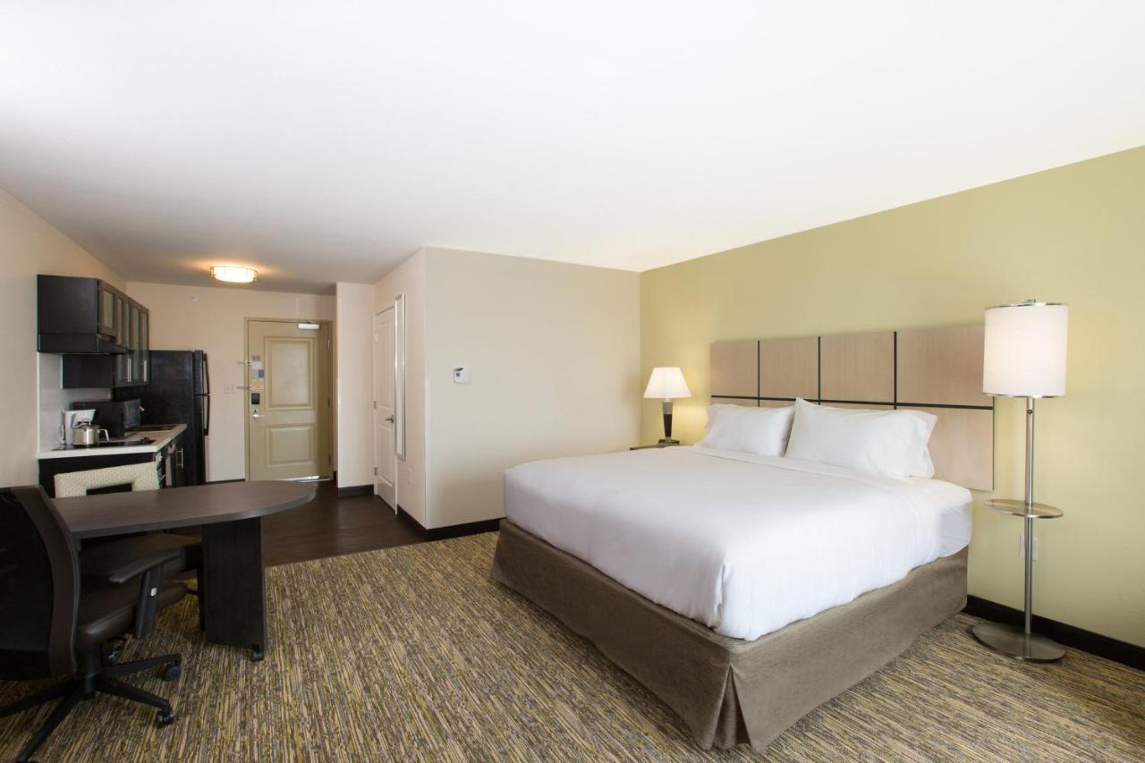Candlewood Suites - Omaha Millard Area By Ihg Eksteriør billede